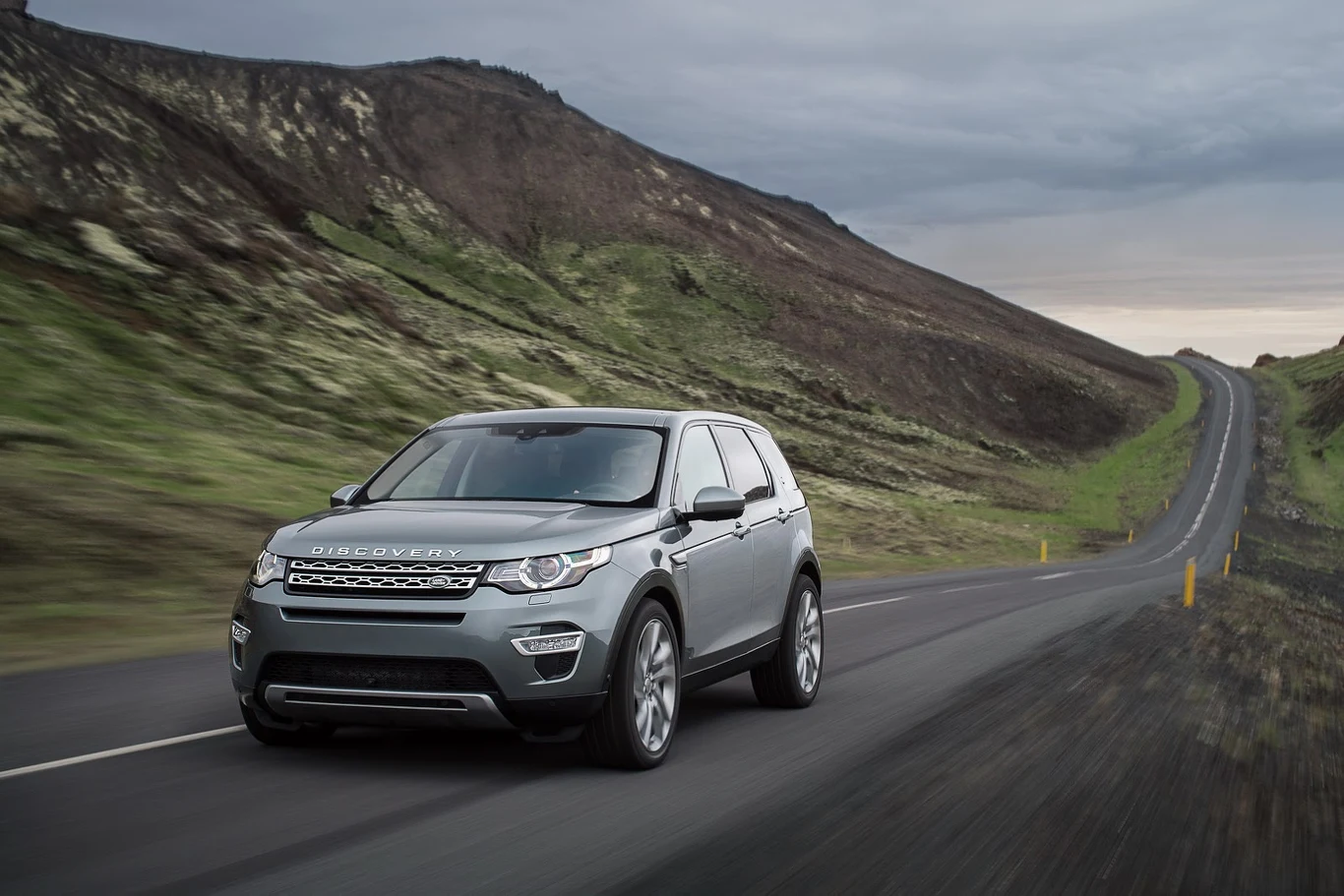 Land Rover Discovery Sport (2015)
