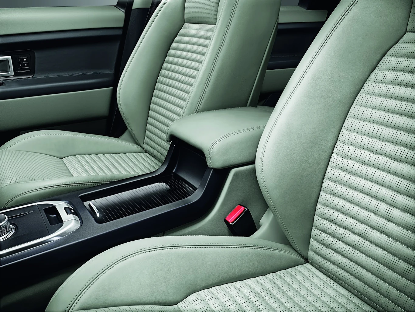 Land Rover Discovery Sport (2015)