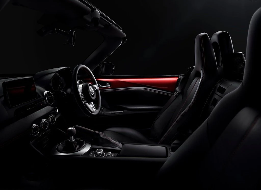 Mazda MX-5 (2016) Mazda MX-5 (2016)