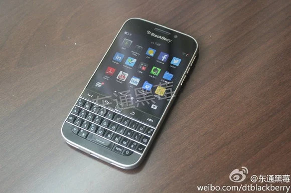 BlackBerry Classic Źródło: Weibo