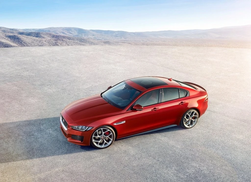 Jaguar XE S (2015) Jaguar XE S (2015)