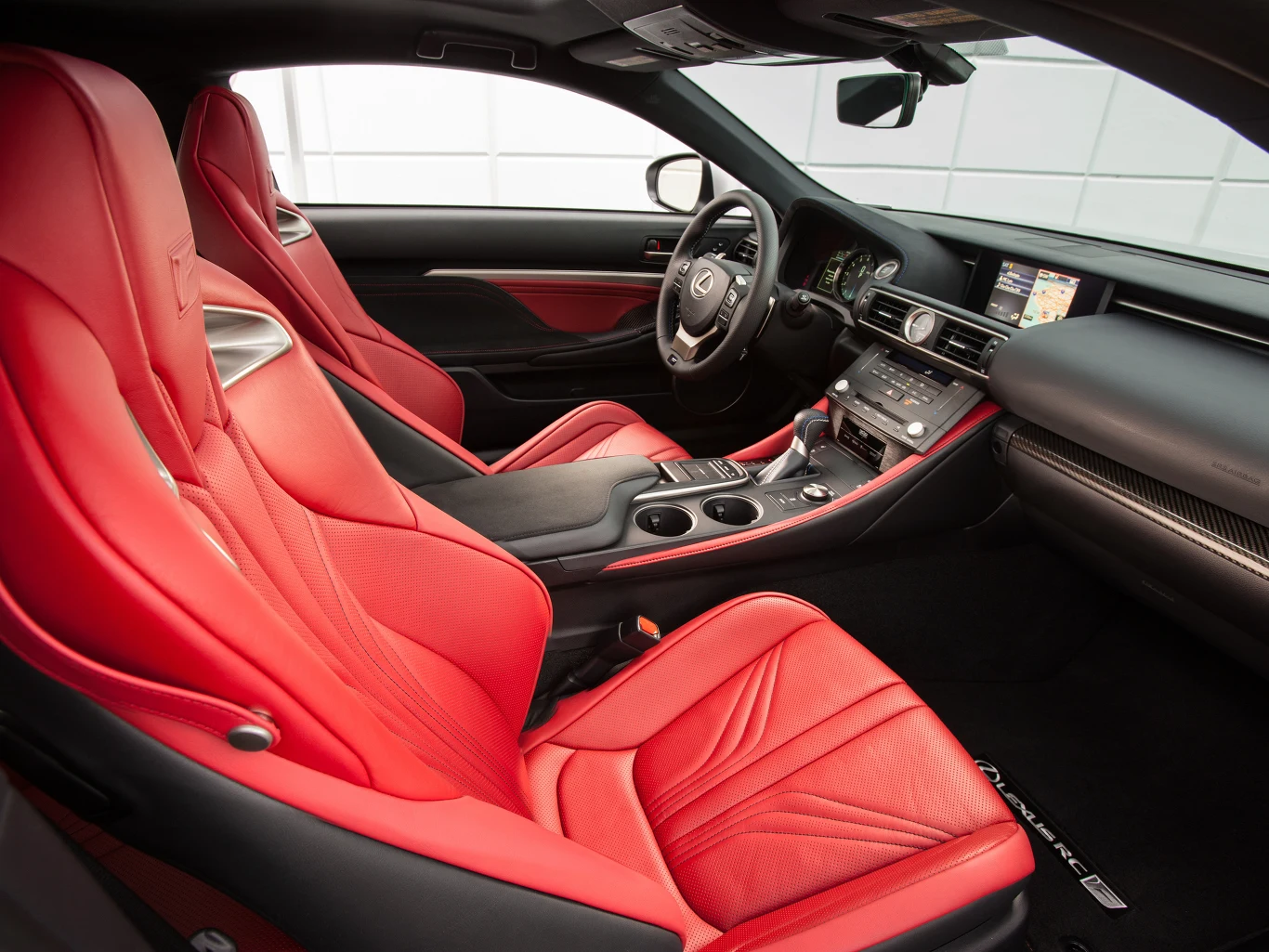 Lexus RC F (2015)