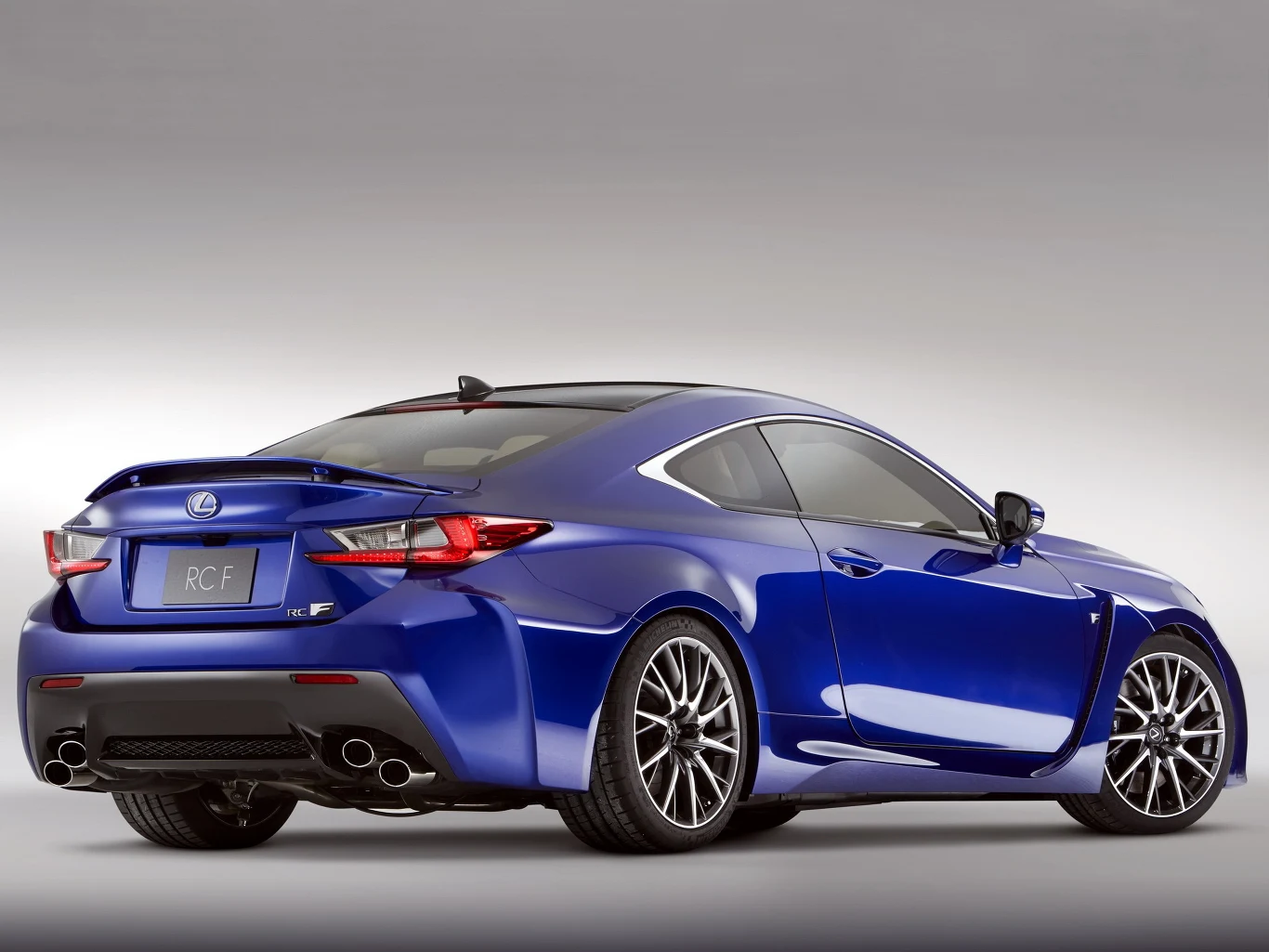 Lexus RC F (2015)