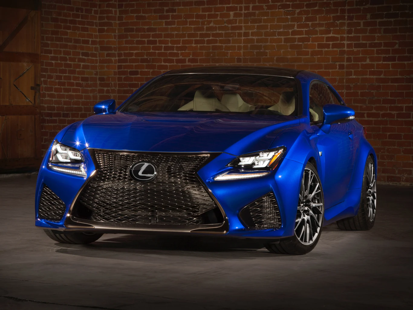 Lexus RC F (2015)