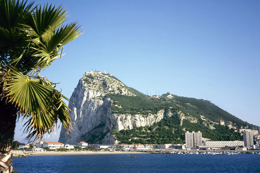 Gibraltar w słoneczny dzień