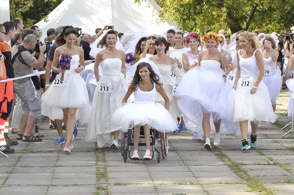Bieg w Sukniach Ślubnych Bieg w Sukniach Ślubnych