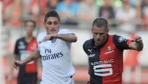 Marco Verratti (z lewej) i piłkarz Rennes Sylvain Armand 