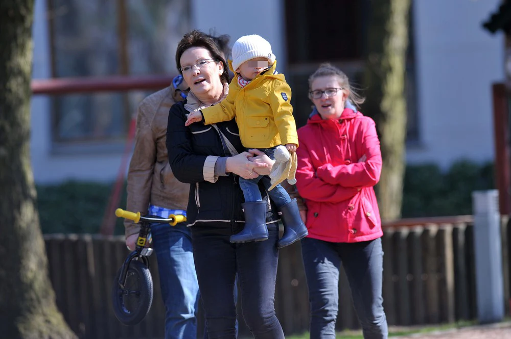 Ewa Kopacz z córką Katarzyną, wnukiem Julianem i zięciem Anriyem Petranyukiem Ewa Kopacz z córką Katarzyną, wnukiem Julianem i zięciem Anriyem Petranyukiem