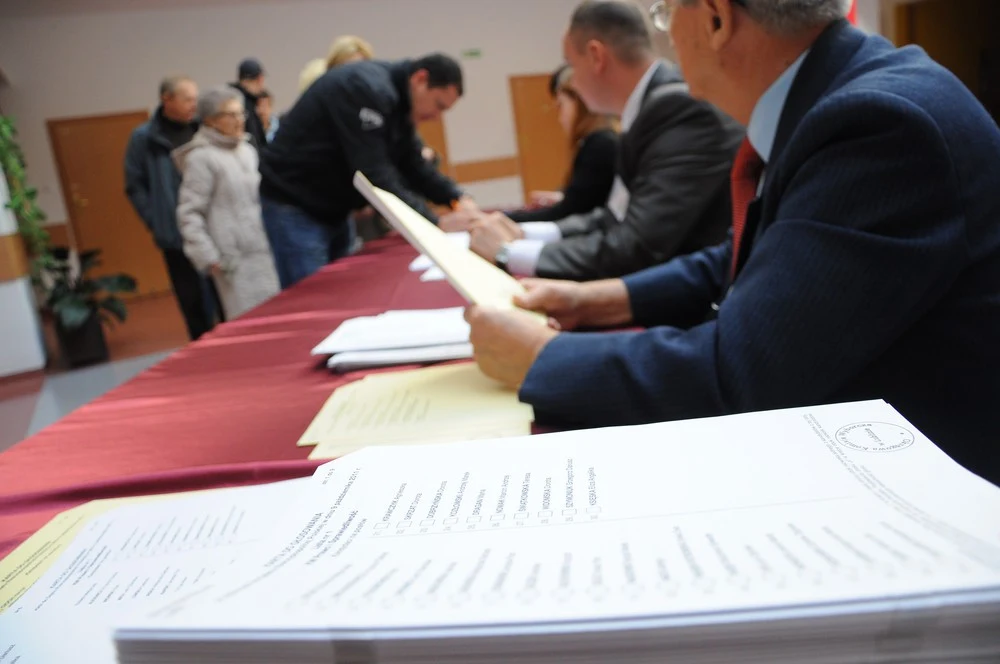 Rekordowa liczba osób chce liczyć głosy podczas zaplanowanych na 16 listopada wyborach samorządowych, fot. Krzysztof Ożóg
