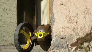 Test Faceta: Parrot MiniDrone Jumping Sumo