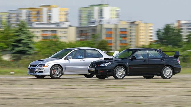 Używane: Mitsubishi Lancer Evo IX, Subaru Impreza STI