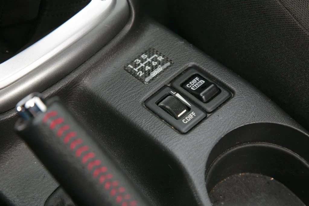 Regulacja spięcia centralnego dyferencjału DCCD.