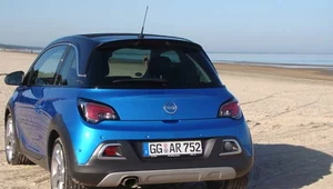 ​Opel Adam Rocks. Mały crossover z błyskawicą w logo