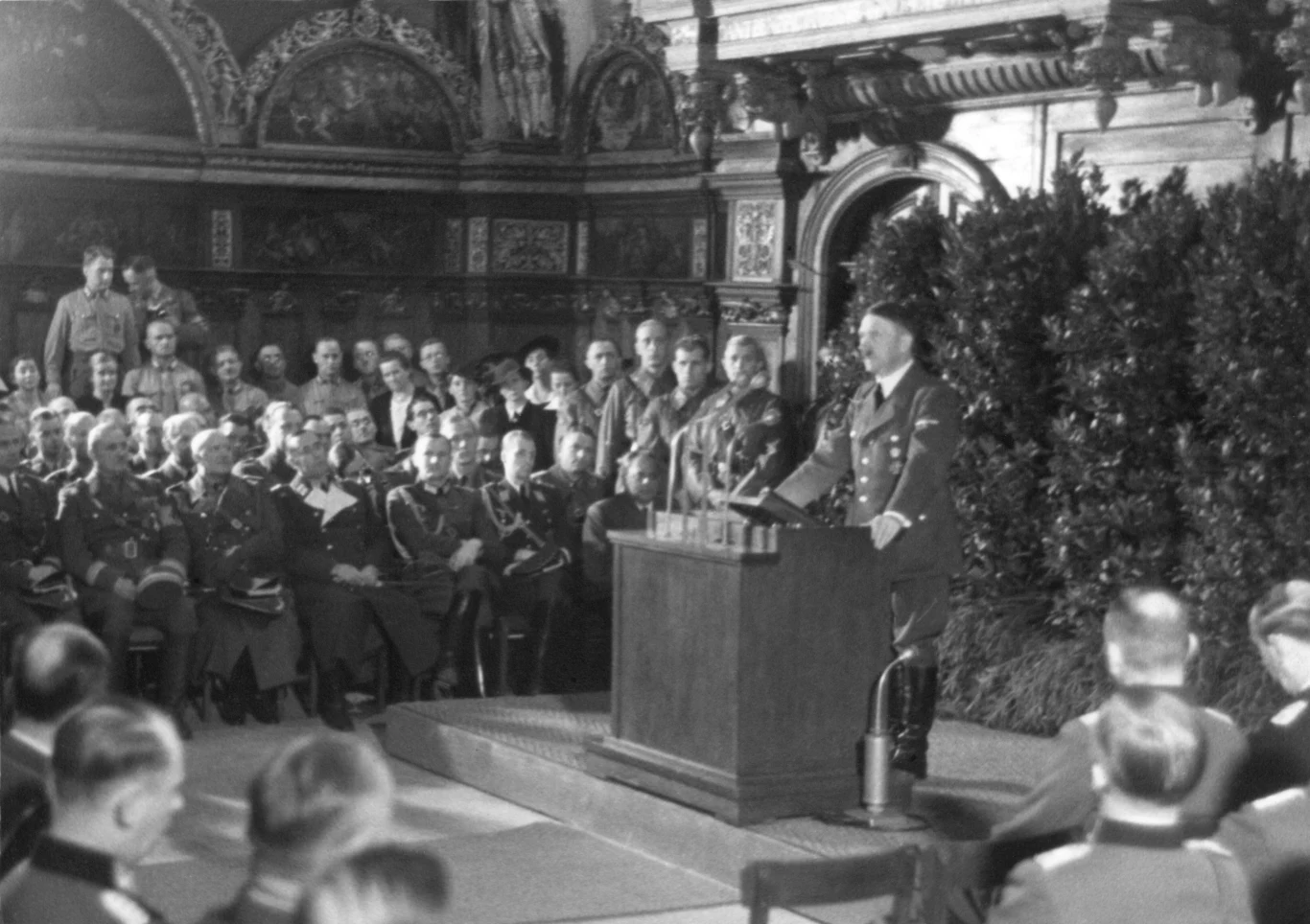 Przemówienie Adolfa Hitlera na Dworze Artusa w Gdańsku po zajęciu miasta przez wojska niemieckie