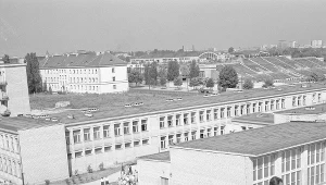 Jedna ze szkół 1000-lecia - placówka przy ul. Konwiktorskiej w Warszawie