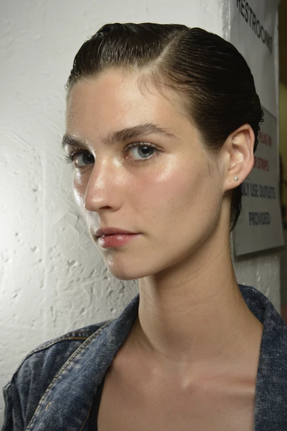 Suno - serwis Maybelline NY Suno - serwis Maybelline NY