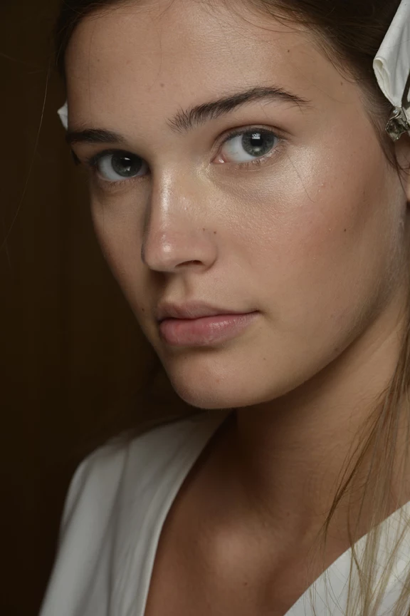 Theory - serwis Maybelline NY Theory - serwis Maybelline NY
