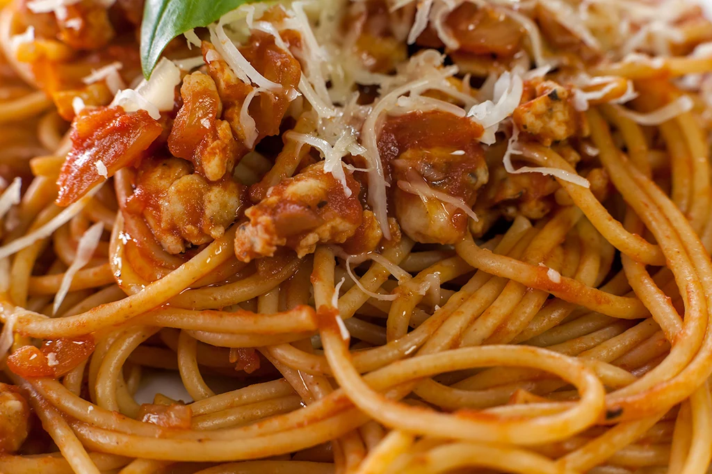 Dietetyczne spaghetti będzie naszym sprzymierzeńcem w walce z dodatkowymi kilogramami