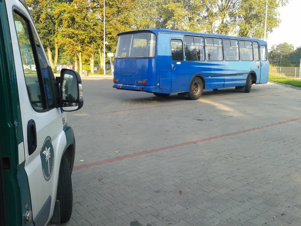 W tym autobusie wiozącym dzieci nie działały hamulce...