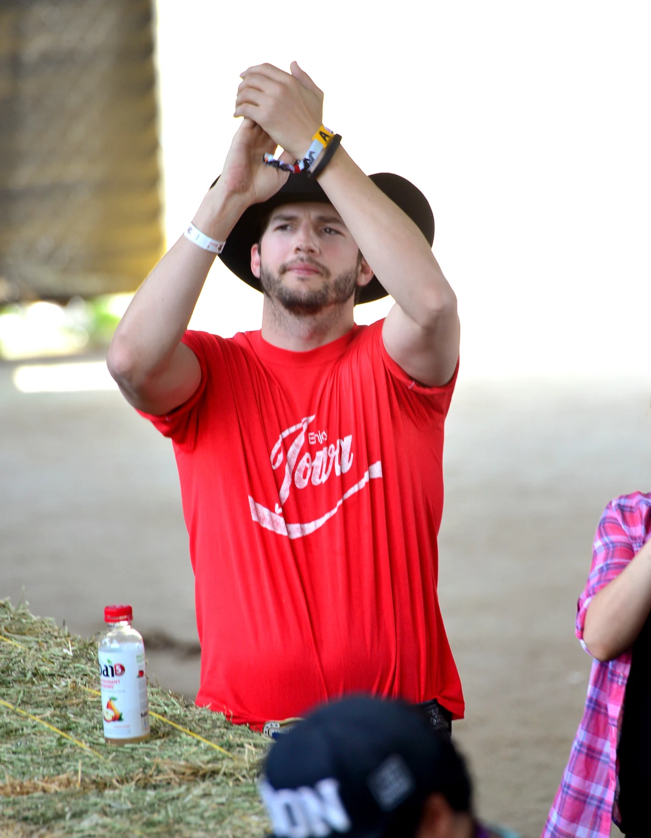 Ashton Kutcher zdradził imię córeczki Ashton Kutcher zdradził imię córeczki