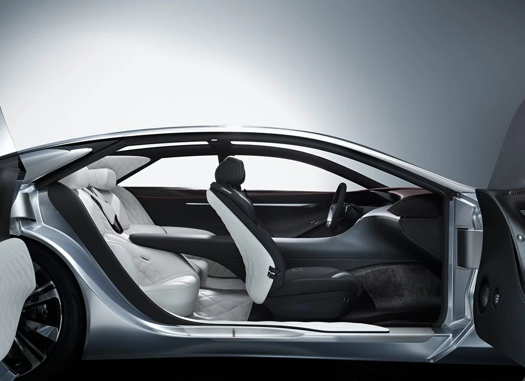 koncepcyjne Infiniti Q80 Inspiration