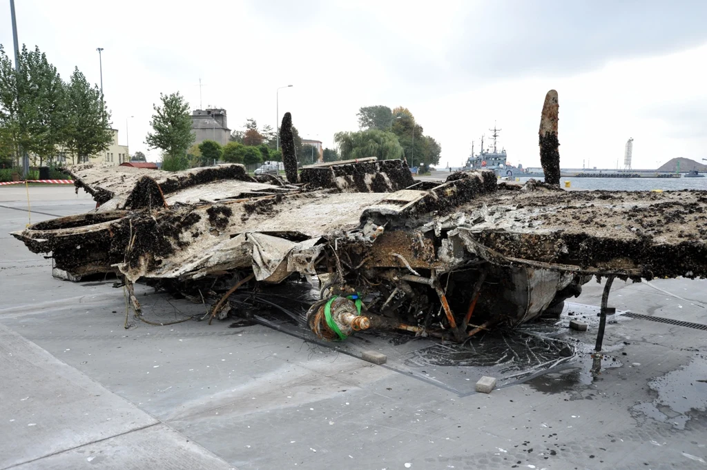Wrak bombowca A-20 Havoc wydobyty z dna Bałtyku