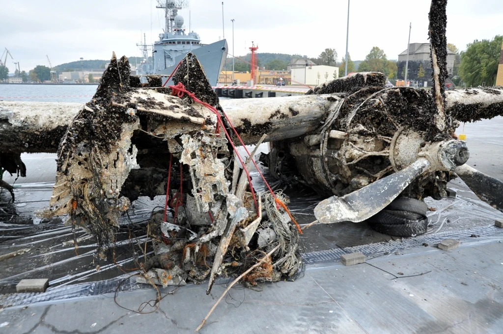 Wrak bombowca A-20 Havoc wydobyty z dna Bałtyku
