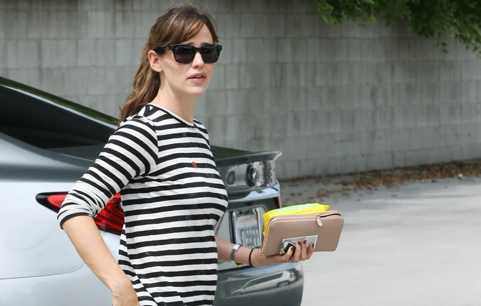 Jennifer Garner wytłumaczyła się ze swojego brzuszka