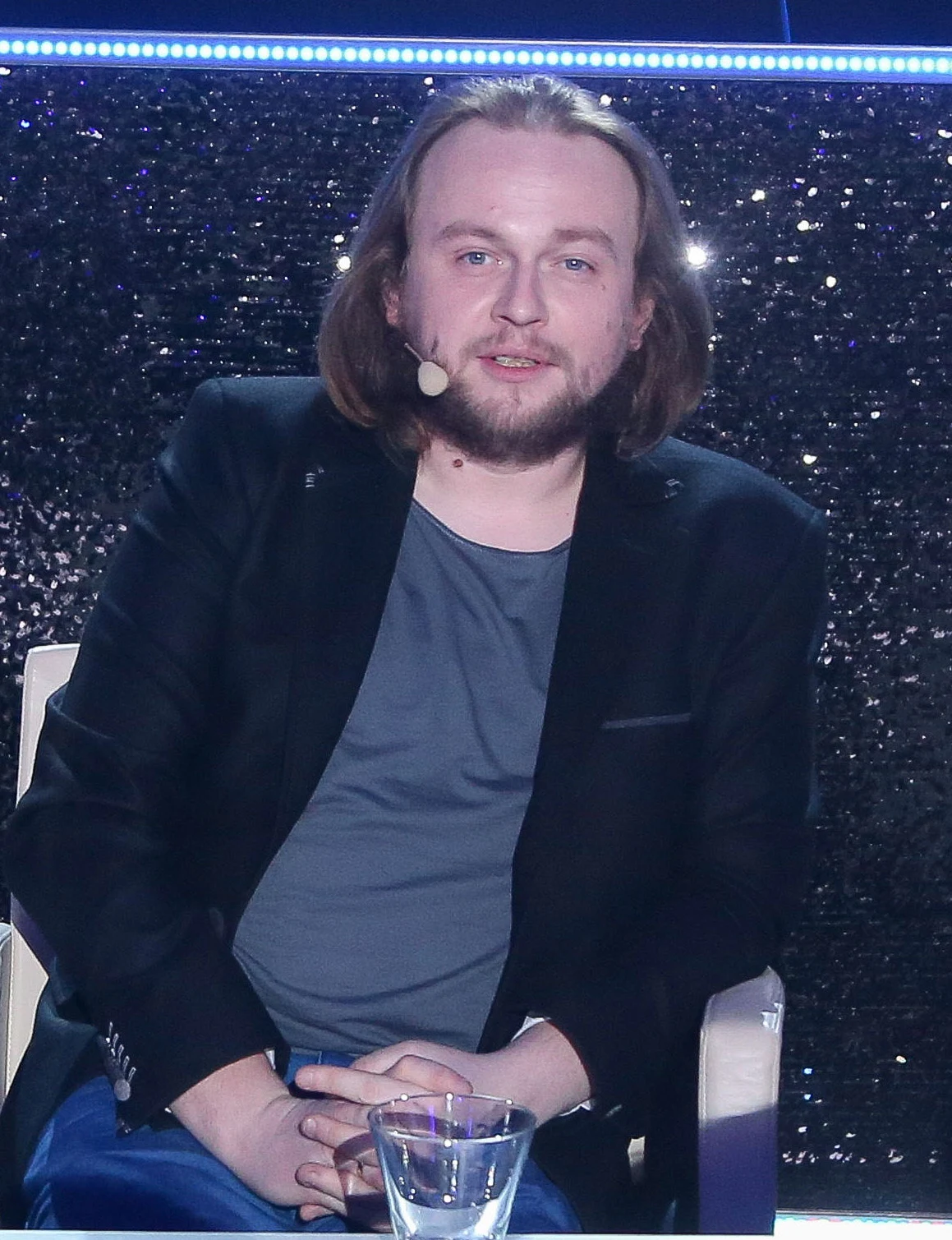 Marcin Bors miał być stałym ekspertem w "Superstarciu" Marcin Bors miał być stałym ekspertem w "Superstarciu"