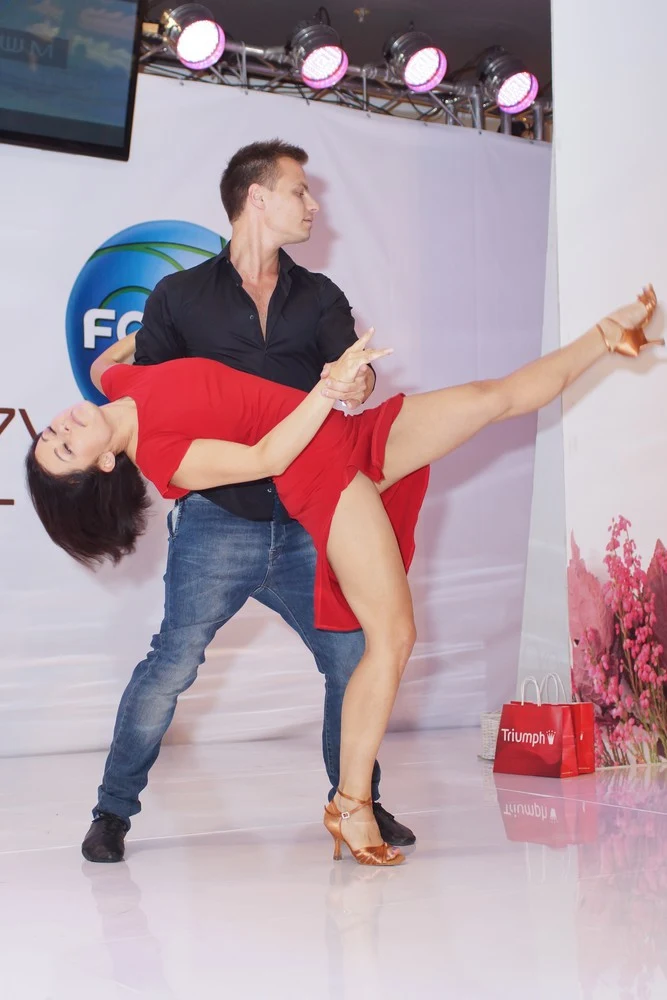 Kasia lepiej odnajduje się w tańcu?