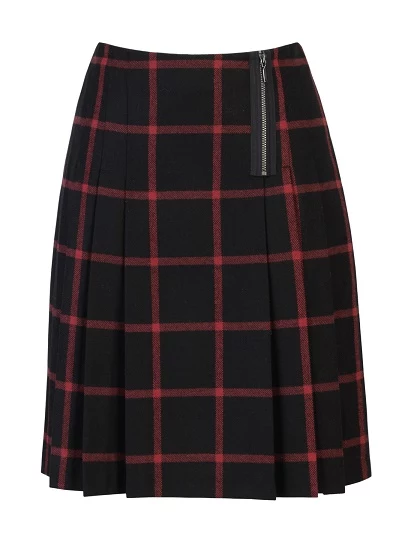 Trend schoolgirl w zimowej kolekcji Marks & Spencer Trend schoolgirl w zimowej kolekcji Marks & Spencer