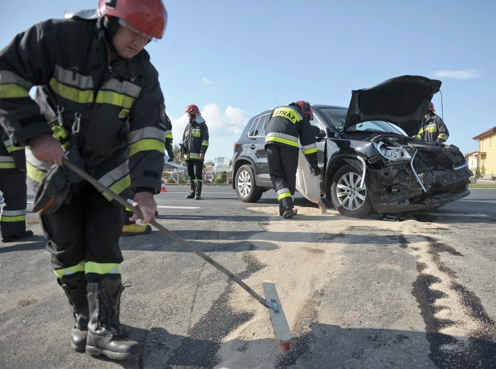 Polskie drogi są bezpieczniejsze. Dzięki nowym autostradom czy akcjom społecznym?