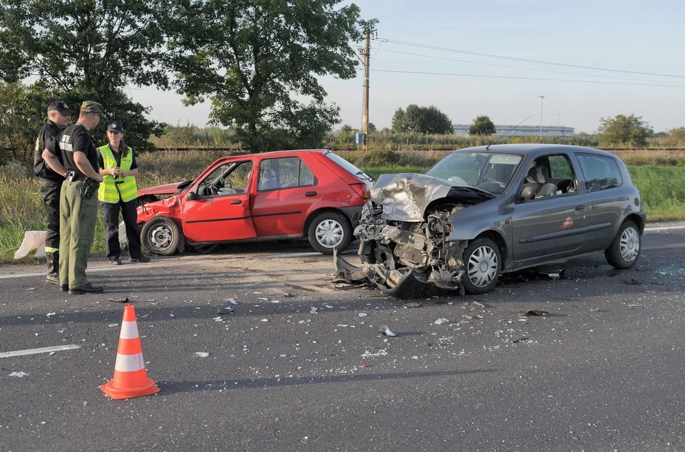 Z tym nie da się dyskutować. Stare auta są mniej bezpieczne