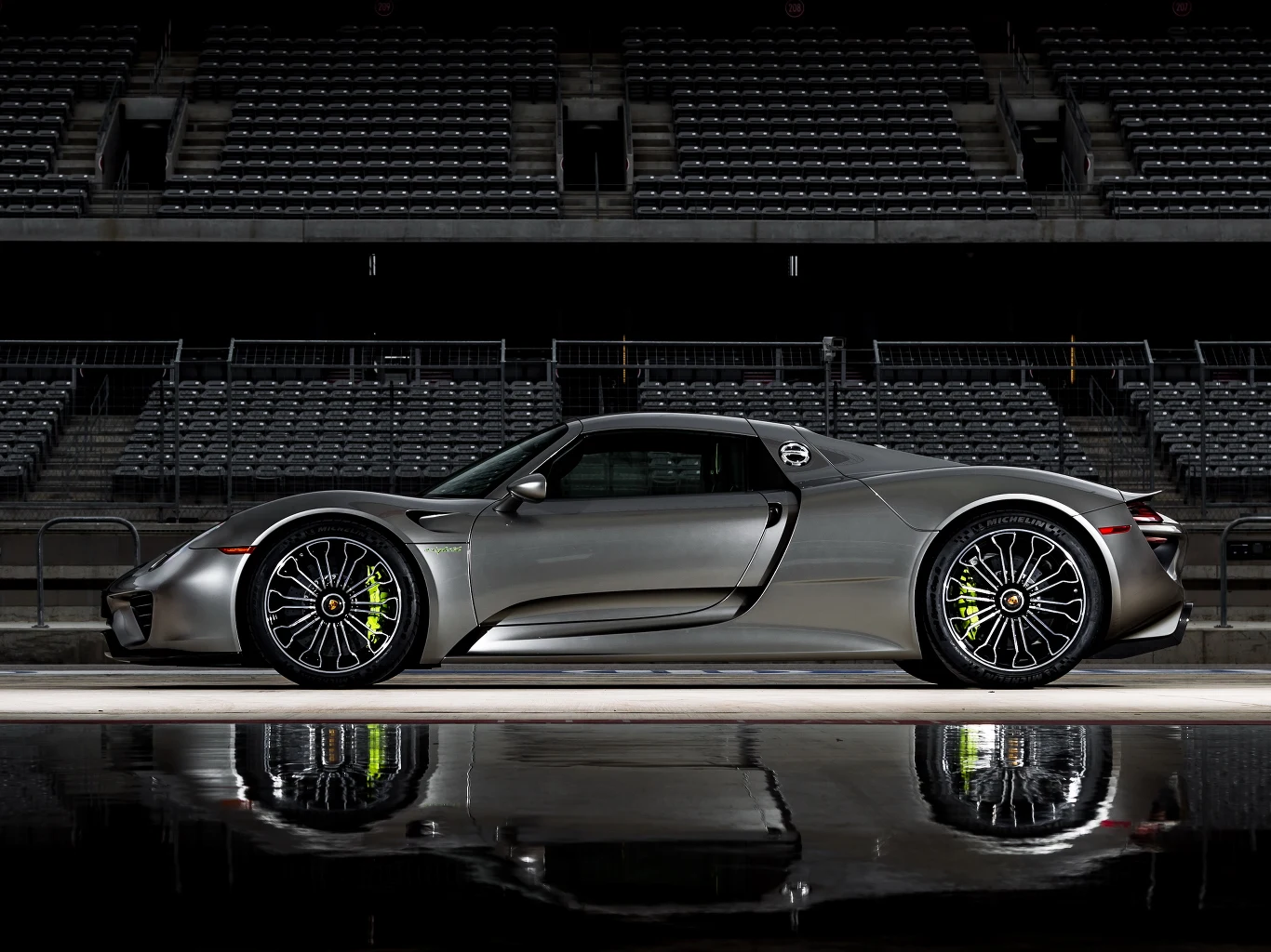 Porsche 918 Spyder (wersja USA)