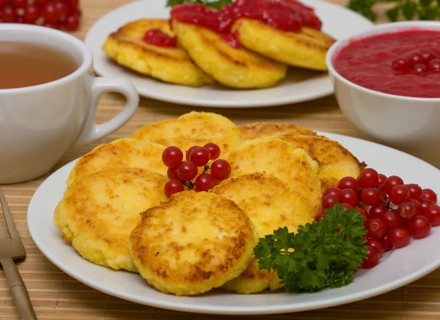 Placki polej sosem Placki polej sosem