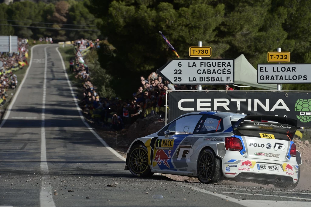 Ogier jedzie mądrze i skutecznie