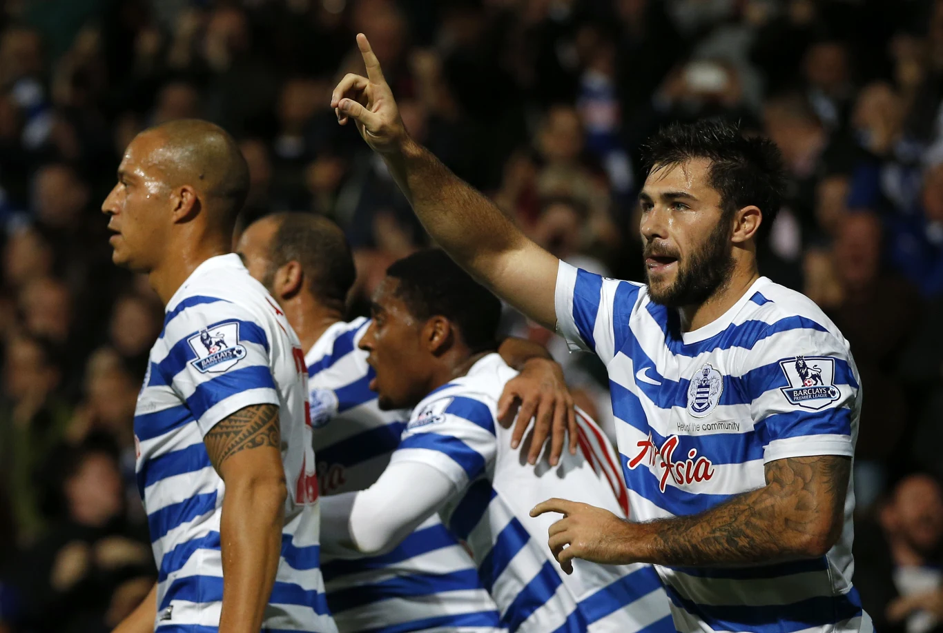 Charlie Austin (pierwszy z prawej) Charlie Austin (pierwszy z prawej)