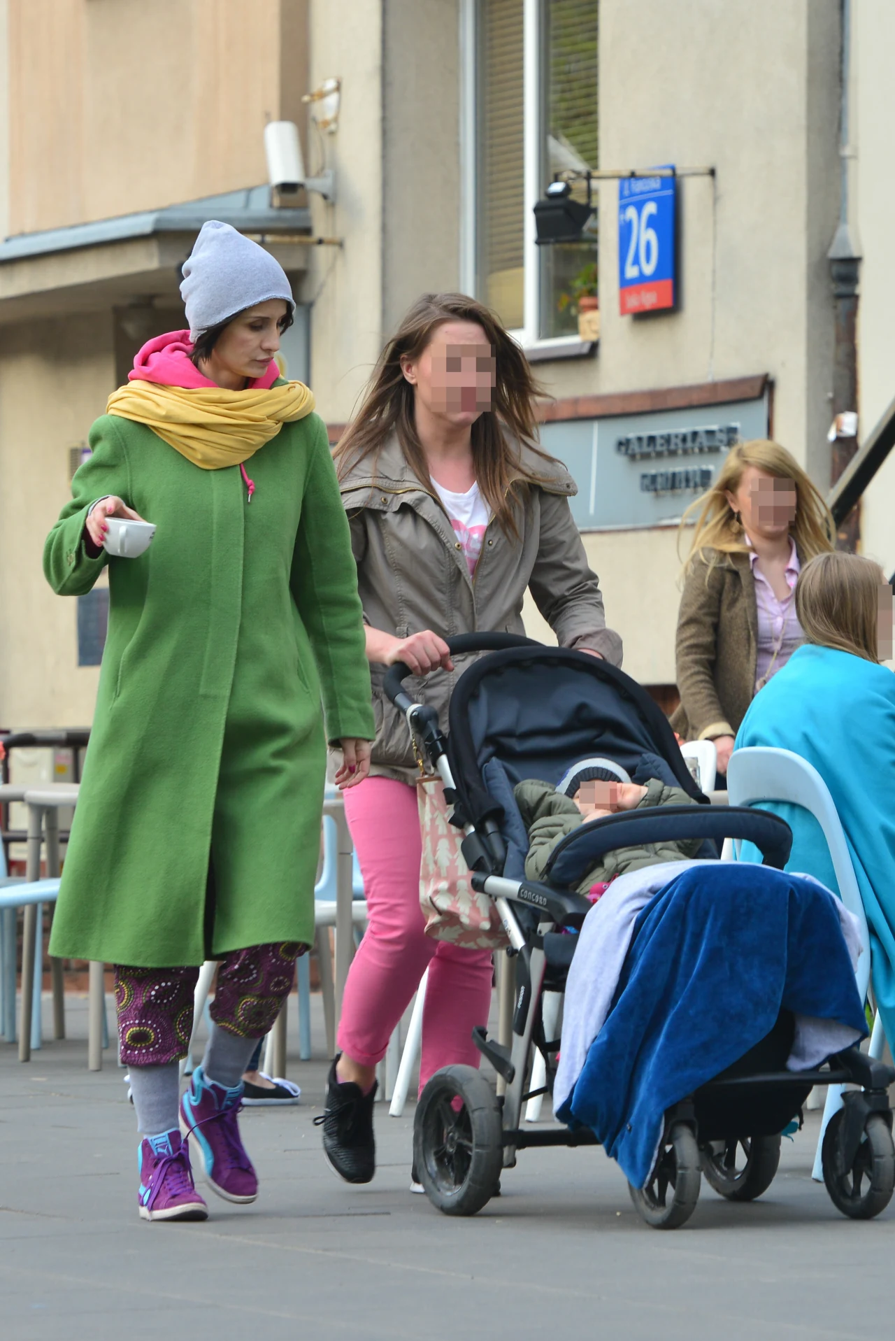 Viola Kołakowska korzysta z pomocy niani