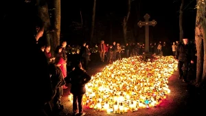 Formą modlitwy za zmarłych są wypominki