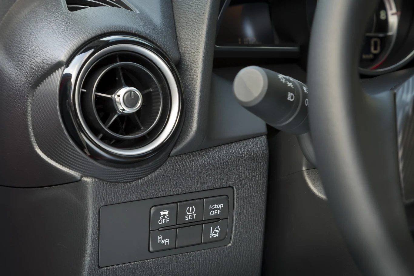 Mazda 2 (2015)