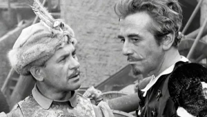 W rolę szlachcica nikczemnego wzrostu, Michała Wołodyjowskiego, wcielił się niezapomniany Tadeusz Łomnicki (L).