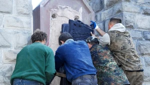 Częściowy demontaż pomnika Armii Czerwonej