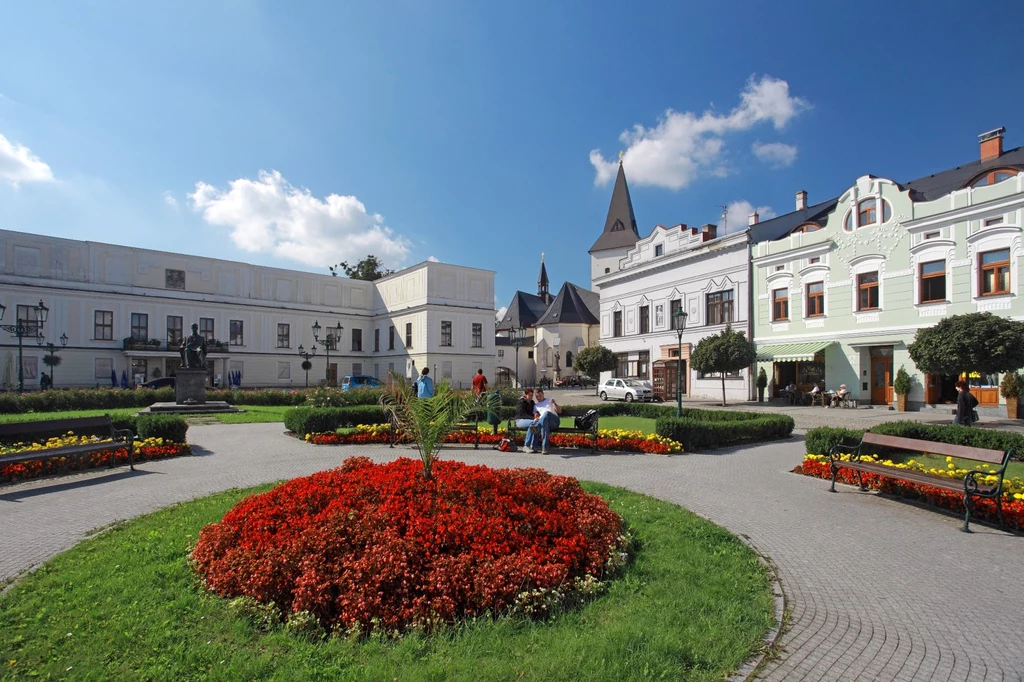 Karwina, zamek, kościół, domy. Fot. Štefan Špic