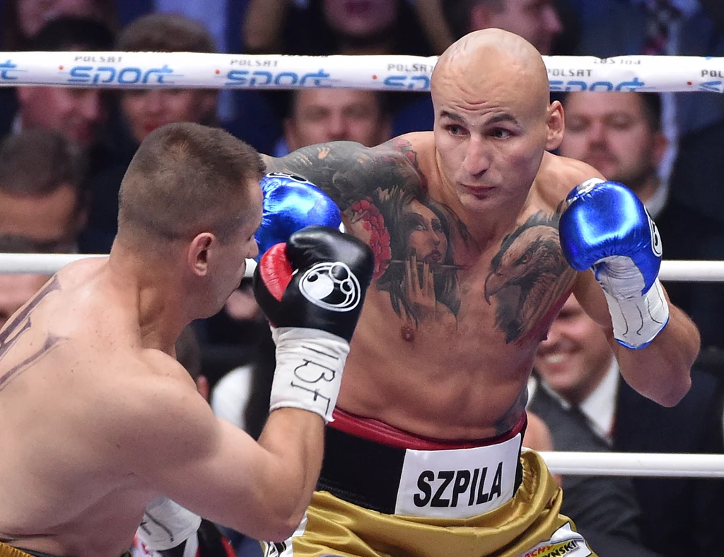 Artur Szpilka pokonał jednogłośnie na punkty Tomasza Adamka w walce wieczoru bokserskiej gali w Kraków Arenie