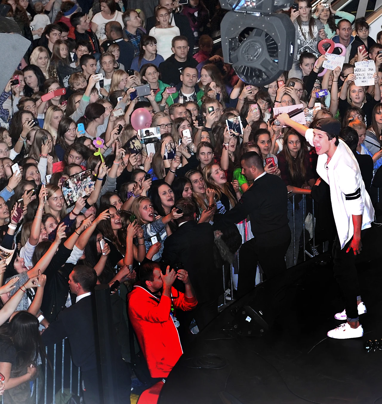 Fanki Dawida Kwiatkowskiego są nieobliczalne Fanki Dawida Kwiatkowskiego są nieobliczalne