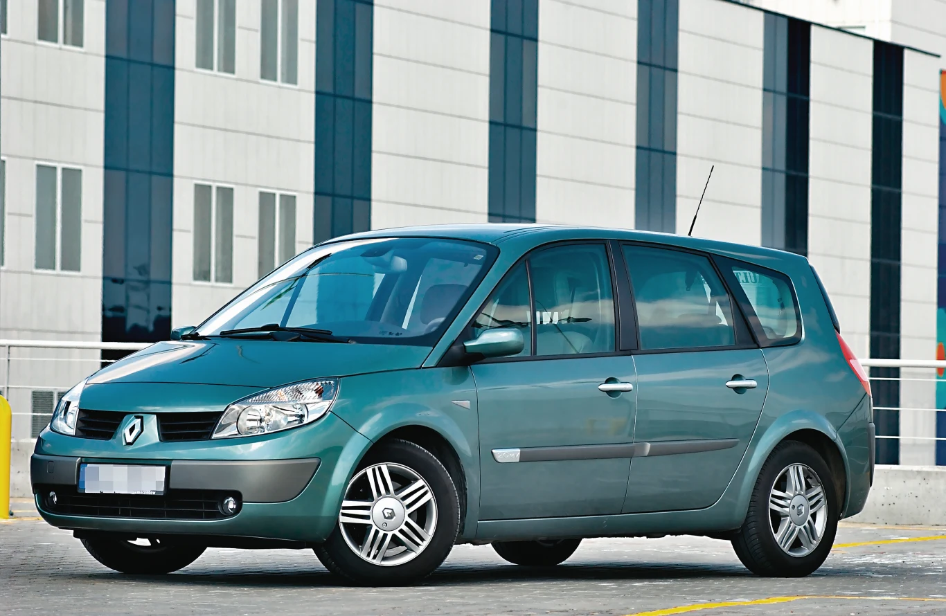 Wśród sprowadzanych z Francji aut królują modele Renault. Zwłaszcza Laguna i Scenic.