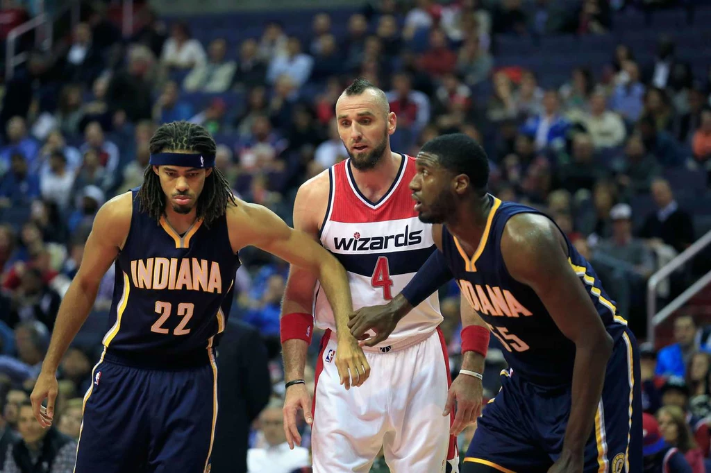 Marcin Gortat w meczu z Indianą Pacers
