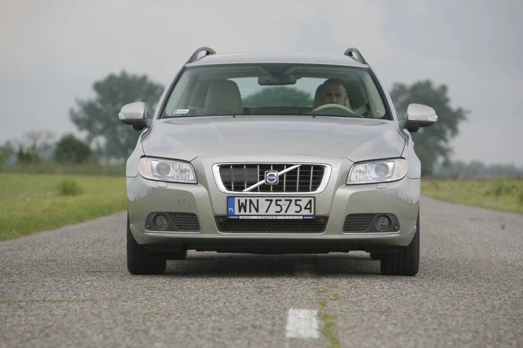 Używane: Audi A6 C6 (2004-2011) vs Volvo V70 (2007-) Używane: Audi A6 C6 (2004-2011) vs Volvo V70 (2007-)