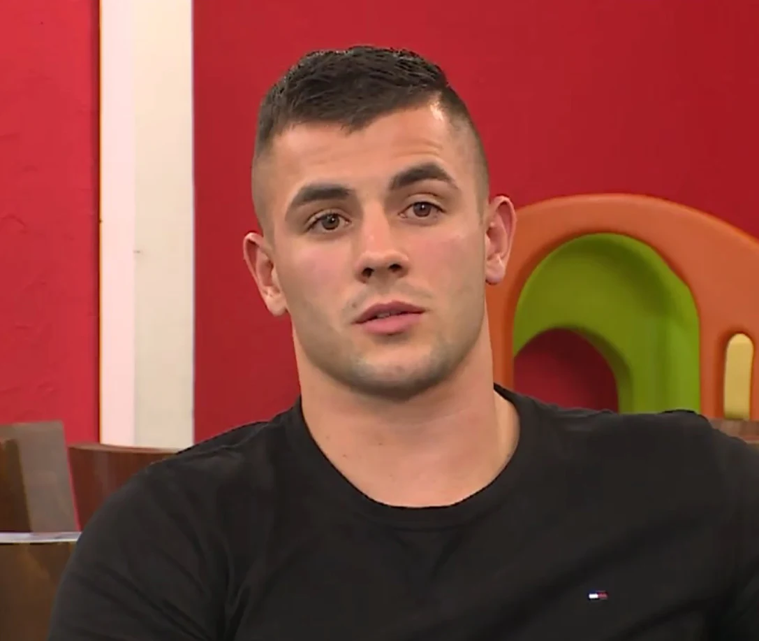 Mikołaj Chamarczuk w "Kuchennych rewolucjach" Mikołaj Chamarczuk w "Kuchennych rewolucjach"