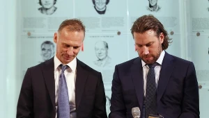 Dominik Haszek (z lewej) i Peter Forsberg